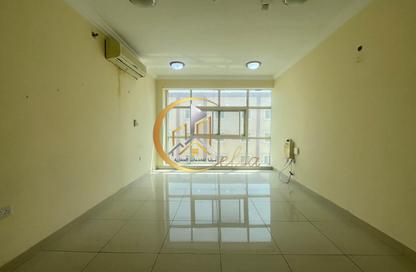 Apartment - 2 Bedrooms - 3 Bathrooms for rent in Thabit Bin Zaid Street - Al Mansoura - Doha Apartment - 2 Bedrooms - 3 Bathrooms for rent in Thabit Bin Zaid Street - Al Mansoura - Doha