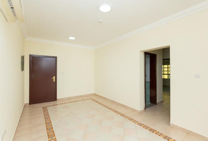 57781955 - Property Image 2