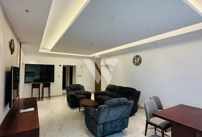 844931 - Property Image 2