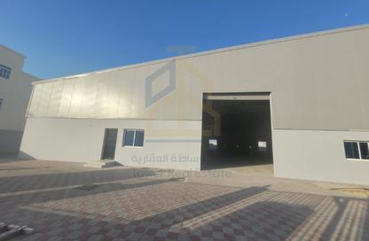 Warehouse - Studio - 3 Bathrooms for rent in Birkat Al Awamer - Al Wakra