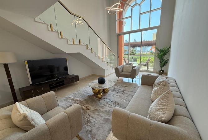 846584 - Property Image 2