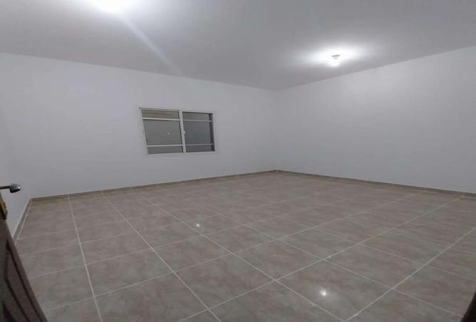 853552 - Property Main Image