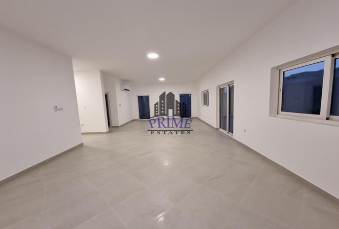 963073 - Property Image 3