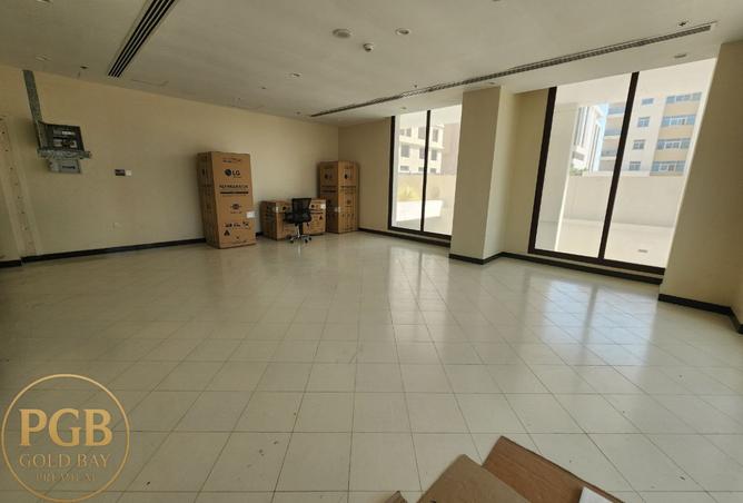 53813885 - Property Image 3