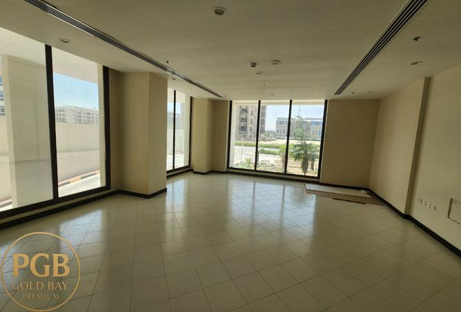 53813885 - Property Image 2