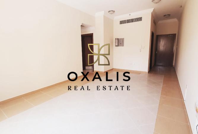 921936 - Property Main Image