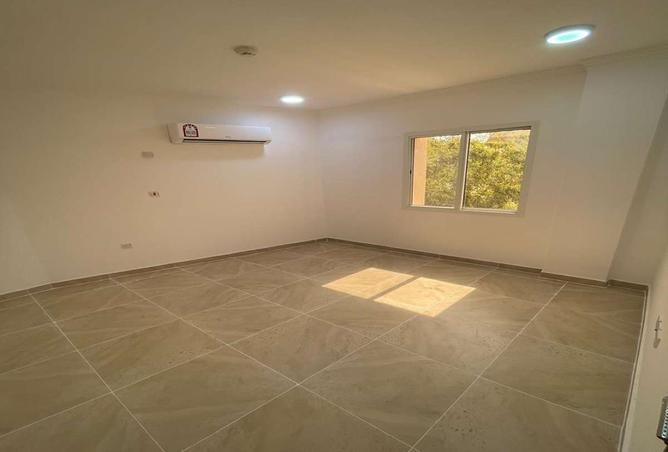 850326 - Property Image 2