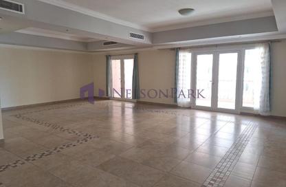 Apartment - 2 Bedrooms - 3 Bathrooms for rent in East Porto Drive - Porto Arabia - The Pearl Island - Doha