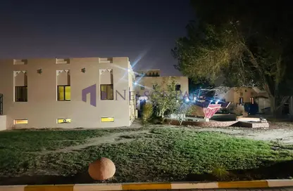 مجمع سكني - 3 غرف نوم - 4 حمامات للايجار في شارع الحمرا - الثمامة - الدوحة