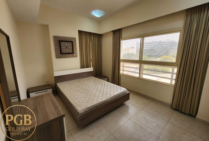 866805 - Property Image 3