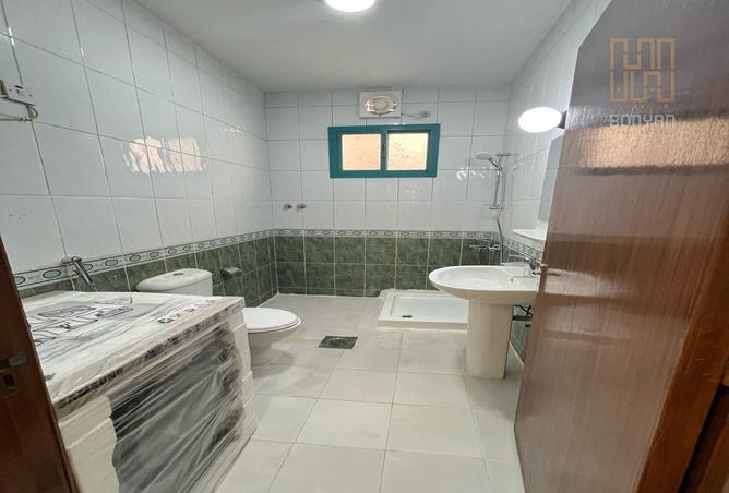 851069 - Property Image 2