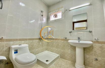 Compound - 6 Bedrooms - 5 Bathrooms for rent in Bu Hamour Street - Abu Hamour - Doha