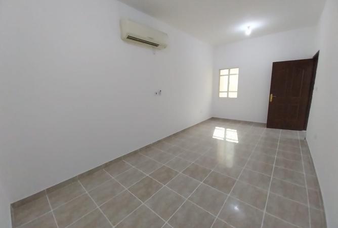 853544 - Property Image 2