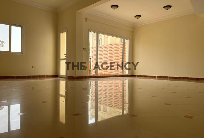 1021107 - Property Image 2