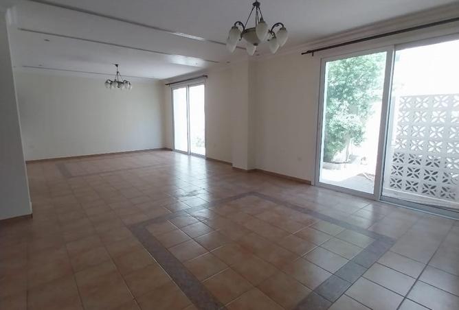 852694 - Property Main Image