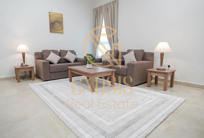 986393 - Property Image 3