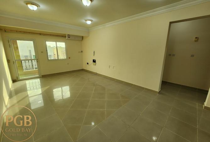 949588 - Property Image 2