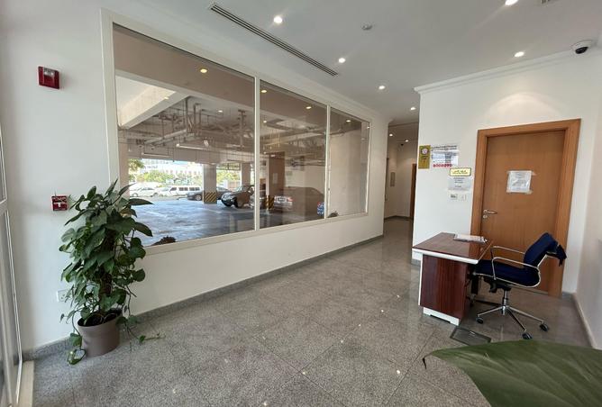 922963 - Property Image 2