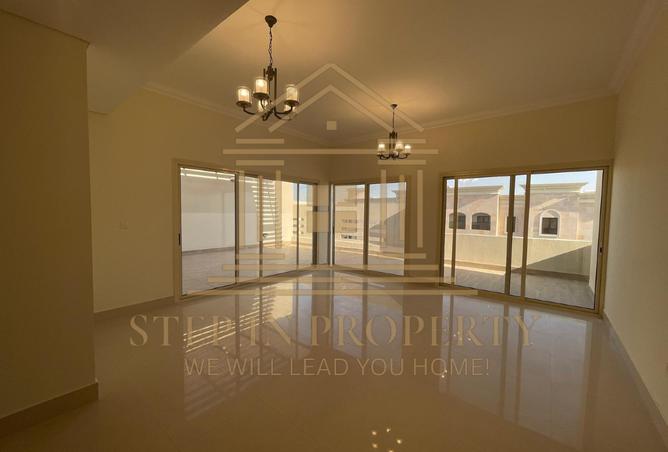 853994 - Property Image 3