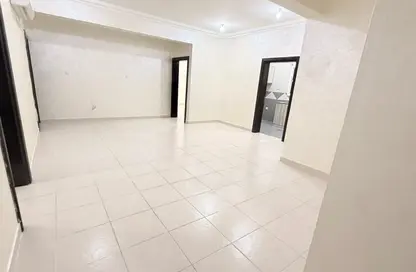 شقة - 3 غرف نوم - 3 حمامات للايجار في العزيزية - العزيزية - الدوحة