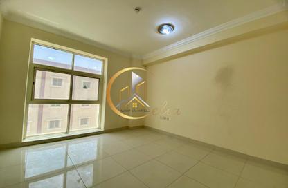 Apartment - 2 Bedrooms - 3 Bathrooms for rent in Thabit Bin Zaid Street - Al Mansoura - Doha Apartment - 2 Bedrooms - 3 Bathrooms for rent in Thabit Bin Zaid Street - Al Mansoura - Doha
