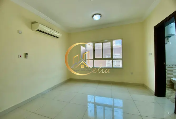 886796 - Property Image 2