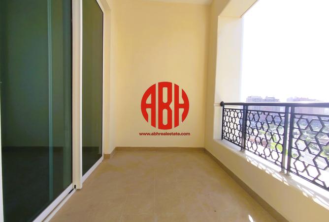 955983 - Property Image 3