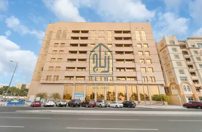 Apartment - 2 Bedrooms - 2 Bathrooms for rent in Al Sadd Road - Al Sadd - Doha