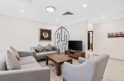 Apartment - 2 Bedrooms - 2 Bathrooms for rent in Hotel 115 - Old Salata - Salata - Doha