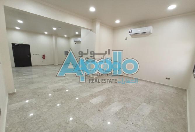 953672 - Property Main Image