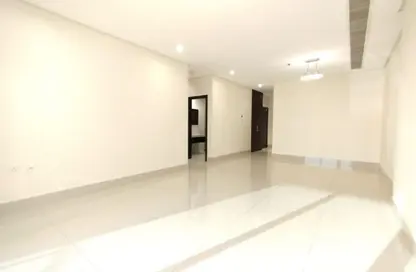 Apartment - 2 Bedrooms - 3 Bathrooms for rent in Naples - Fox Hills - Fox Hills - Lusail