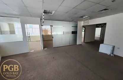 مساحات مكتبية - استوديو - 6 حمامات للايجار في منتزه 7 - المنتزه - الدوحة