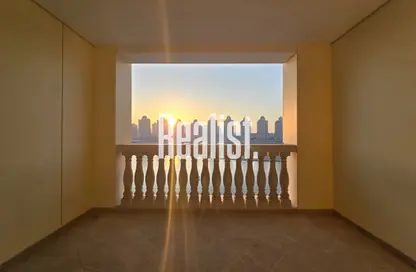 شقة - 2 غرف نوم - 3 حمامات للبيع في فيفا بحرية شرق - فيفا بحرية - جزيرة اللؤلؤة - الدوحة