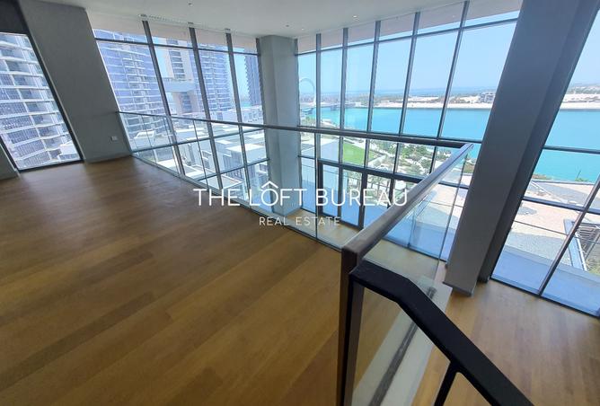 864011 - Property Main Image