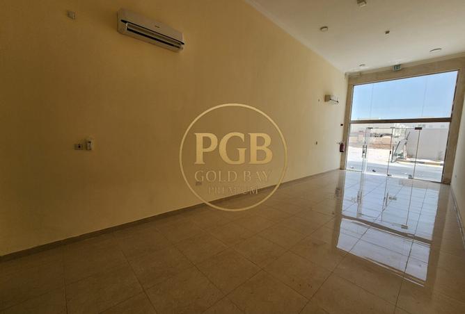 925872 - Property Image 3