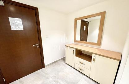 Apartment - 2 Bedrooms - 1 Bathroom for rent in Al Sadd Road - Al Sadd - Doha