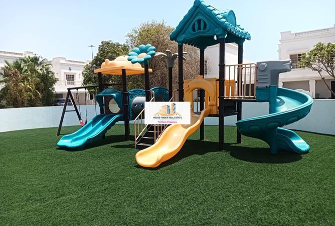 869421 - Property Image 2