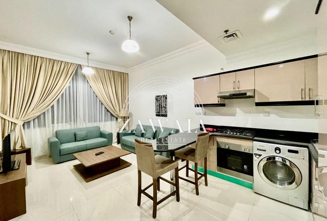 869876 - Property Image 2