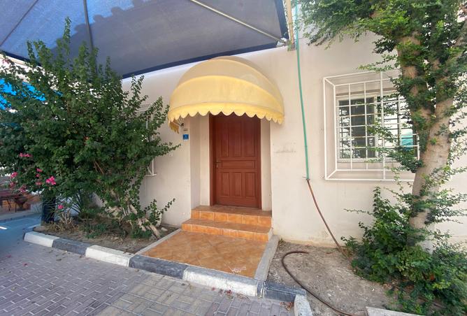 876118 - Property Image 3