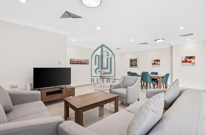 Apartment - 2 Bedrooms - 2 Bathrooms for rent in Hotel 115 - Old Salata - Salata - Doha