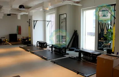 محل - استوديو - 2 حمامات للايجار في مرتفعات مارينا لوسيل - منطقة المارينا - الوسيل