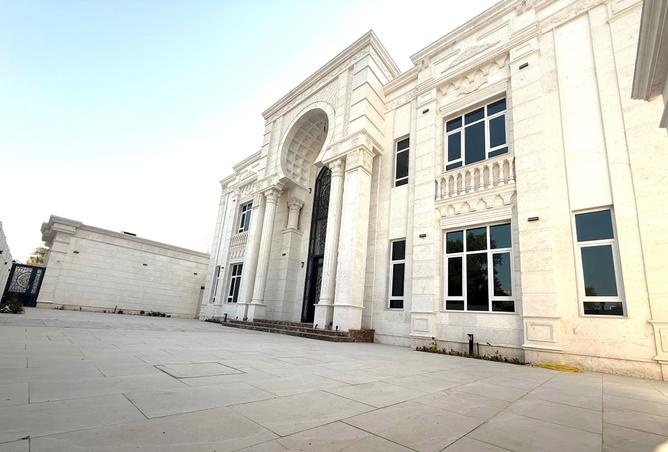 899033 - Property Main Image