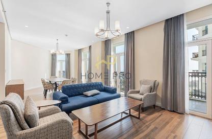 Apartment - 1 Bedroom - 2 Bathrooms for sale in The Garden - Floresta Gardens - The Pearl Island - Doha