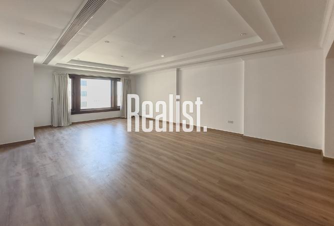 879144 - Property Image 2