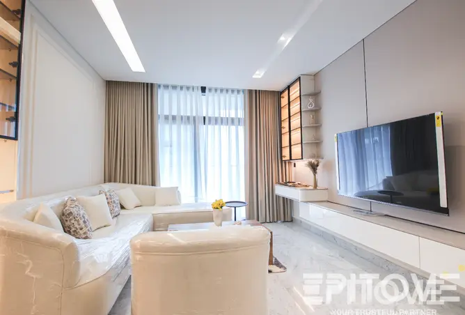 879654 - Property Image 2