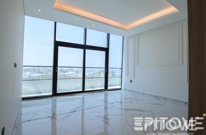Apartment - 2 Bedrooms - 3 Bathrooms for rent in Marina Tower 02 - Marina District - Lusail