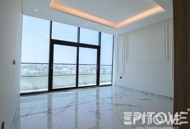 879664 - Property Image 3