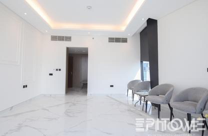 Apartment - 2 Bedrooms - 3 Bathrooms for rent in Marina Tower 02 - Marina District - Lusail