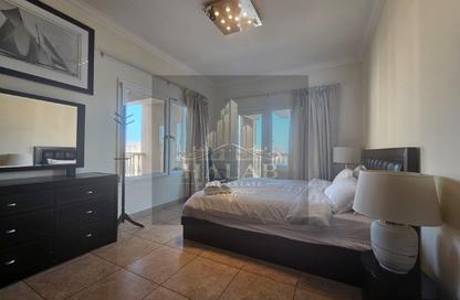 Apartment - 3 Bedrooms - 3 Bathrooms for rent in Floresta Gardens - Floresta Gardens - The Pearl Island - Doha