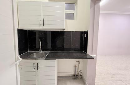 Apartment - Studio - 1 Bathroom for rent in Al Aziziyah - Al Aziziyah - Doha